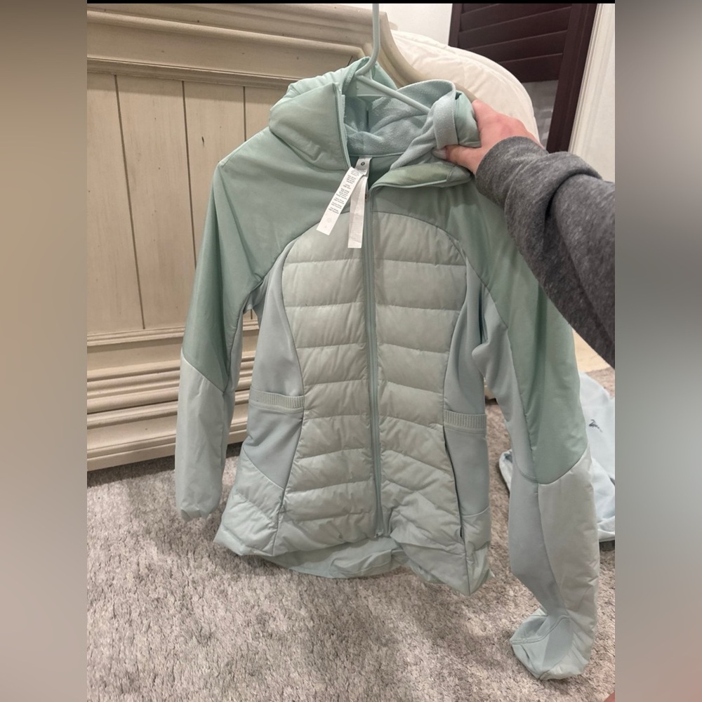 🥳LULULEMON jacket 🥳